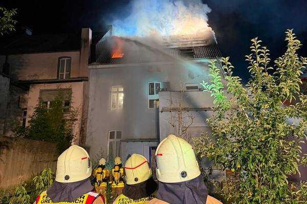 Slide background