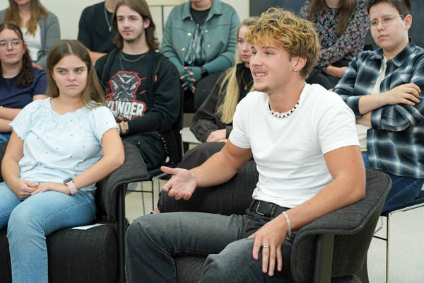 Slide background